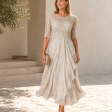 Rose – The Flattering Lace Midi Dress